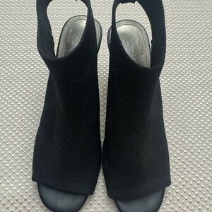 Impo Black Stretch Peep-Toe Heels Size 6.5